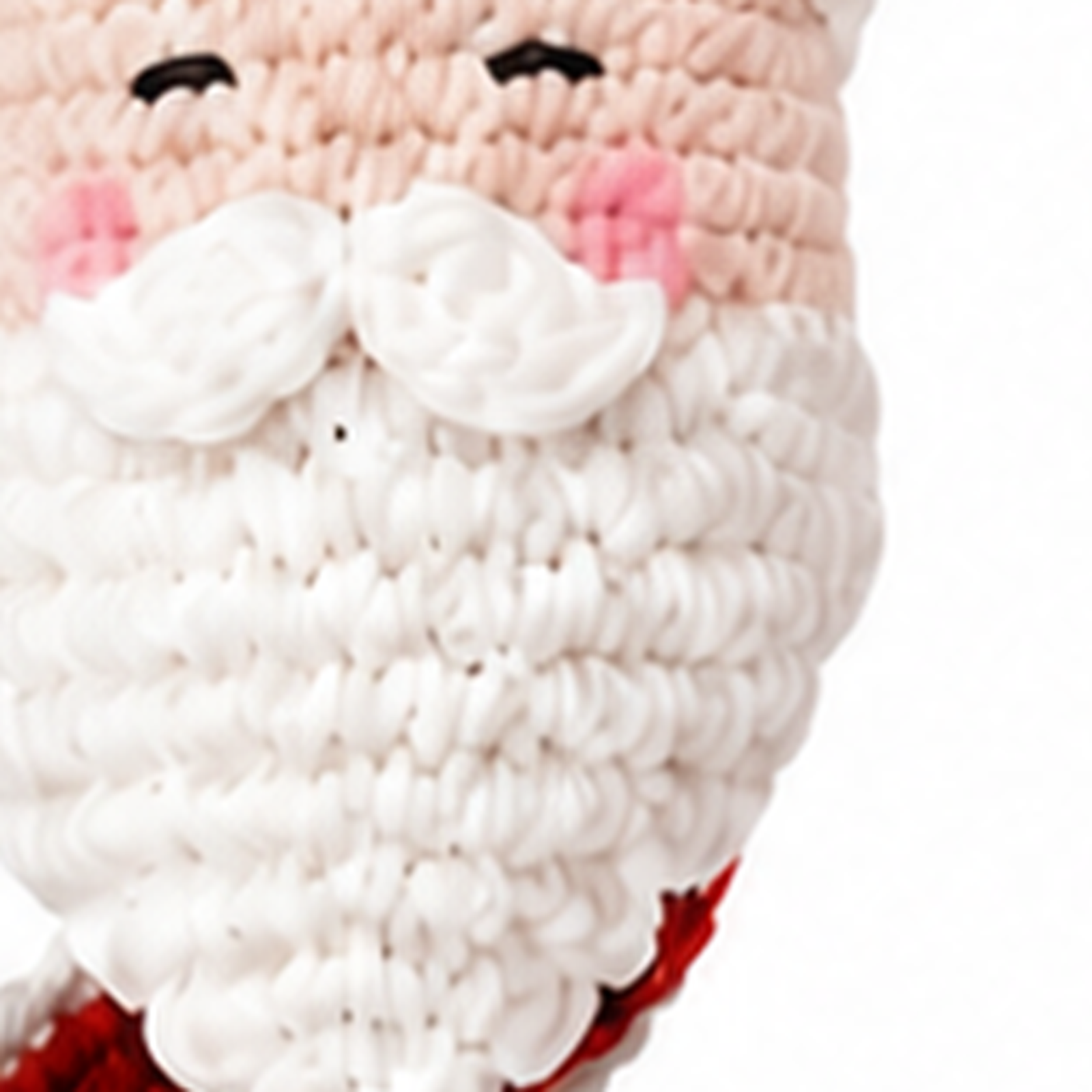 Close-up of the crochet stitch texture on the spiral band and its contrast white edge